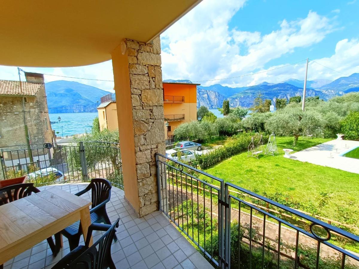 Hotel Villa Isabella Brenzone sul Garda Exterior photo
