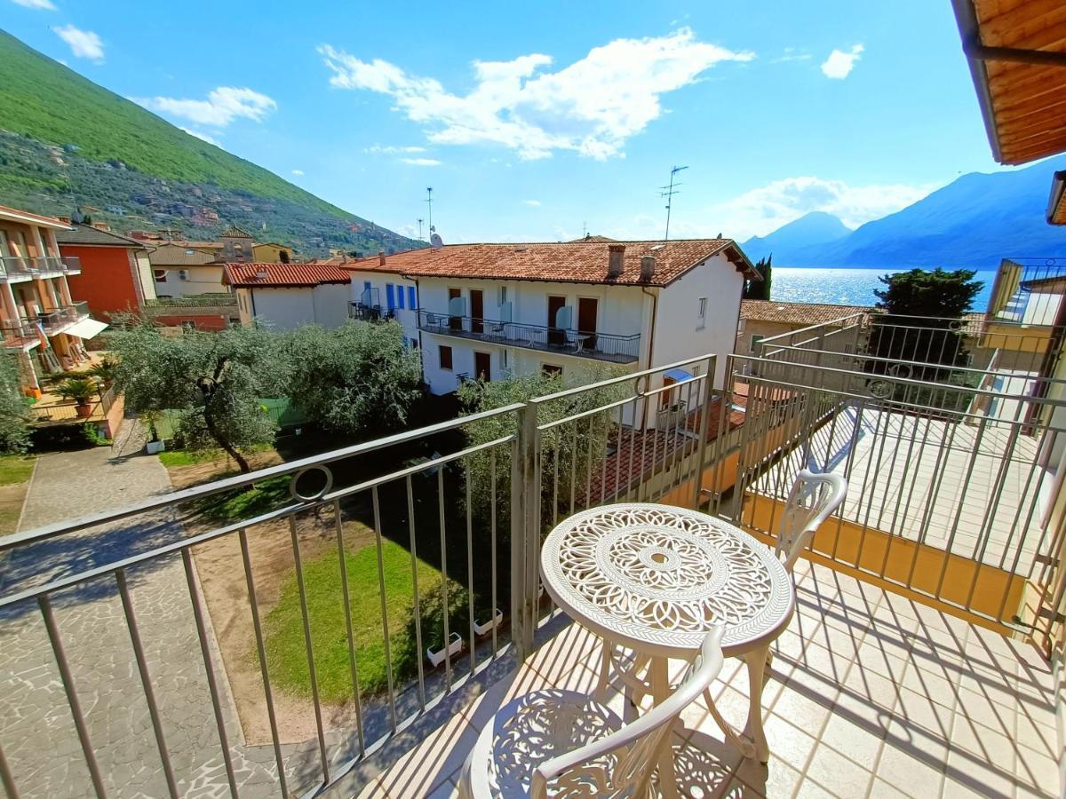 Hotel Villa Isabella Brenzone sul Garda Exterior photo