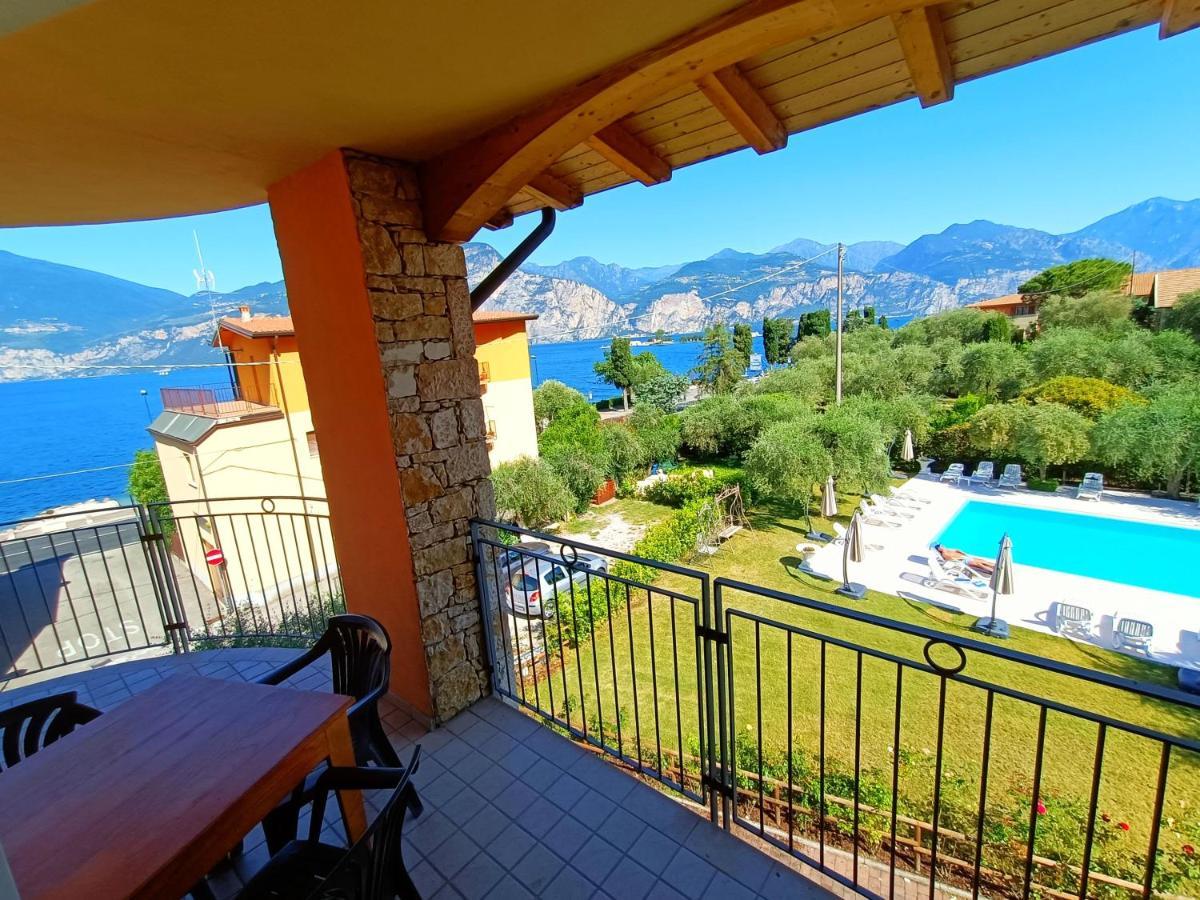 Hotel Villa Isabella Brenzone sul Garda Exterior photo