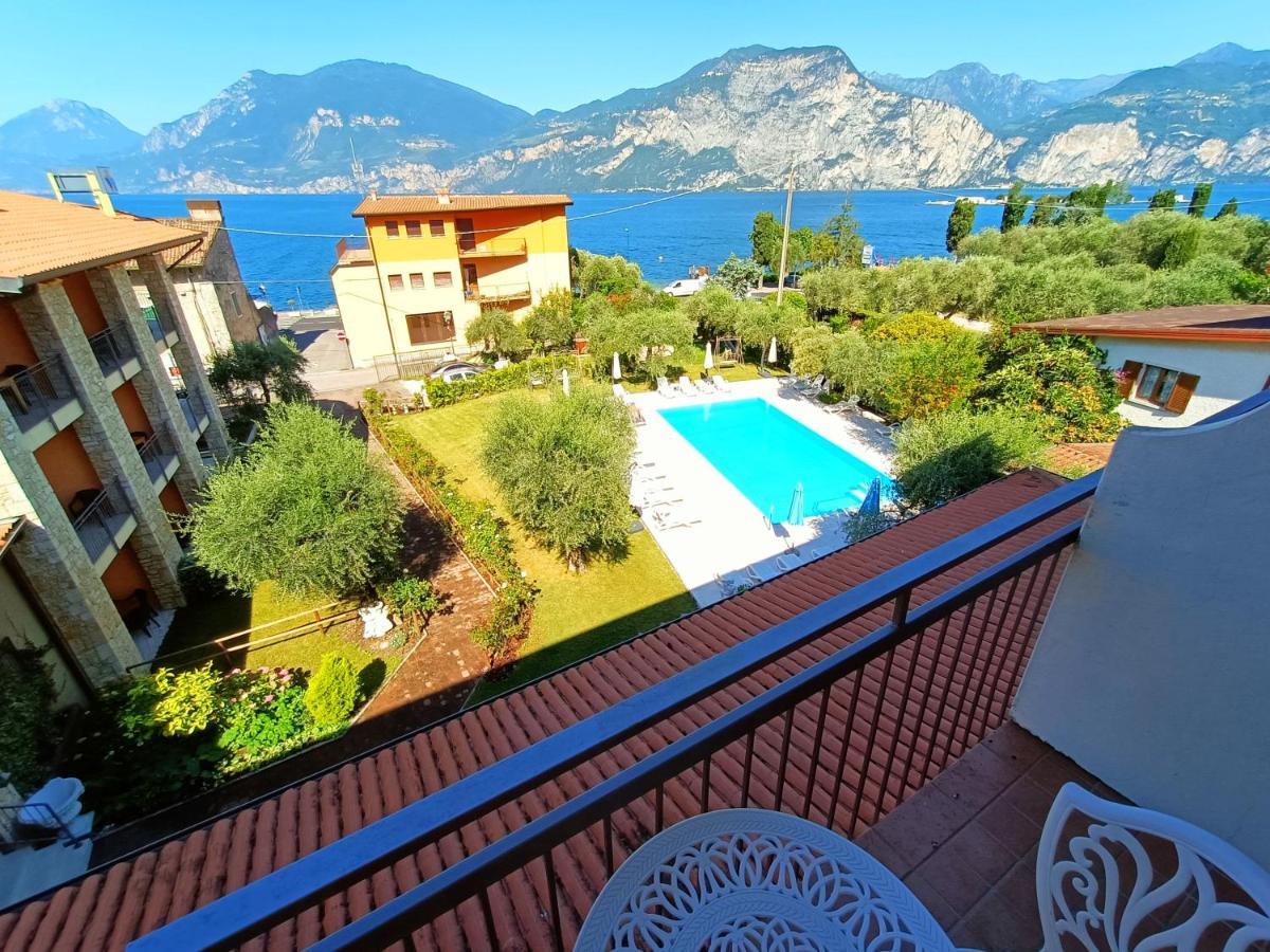 Hotel Villa Isabella Brenzone sul Garda Exterior photo